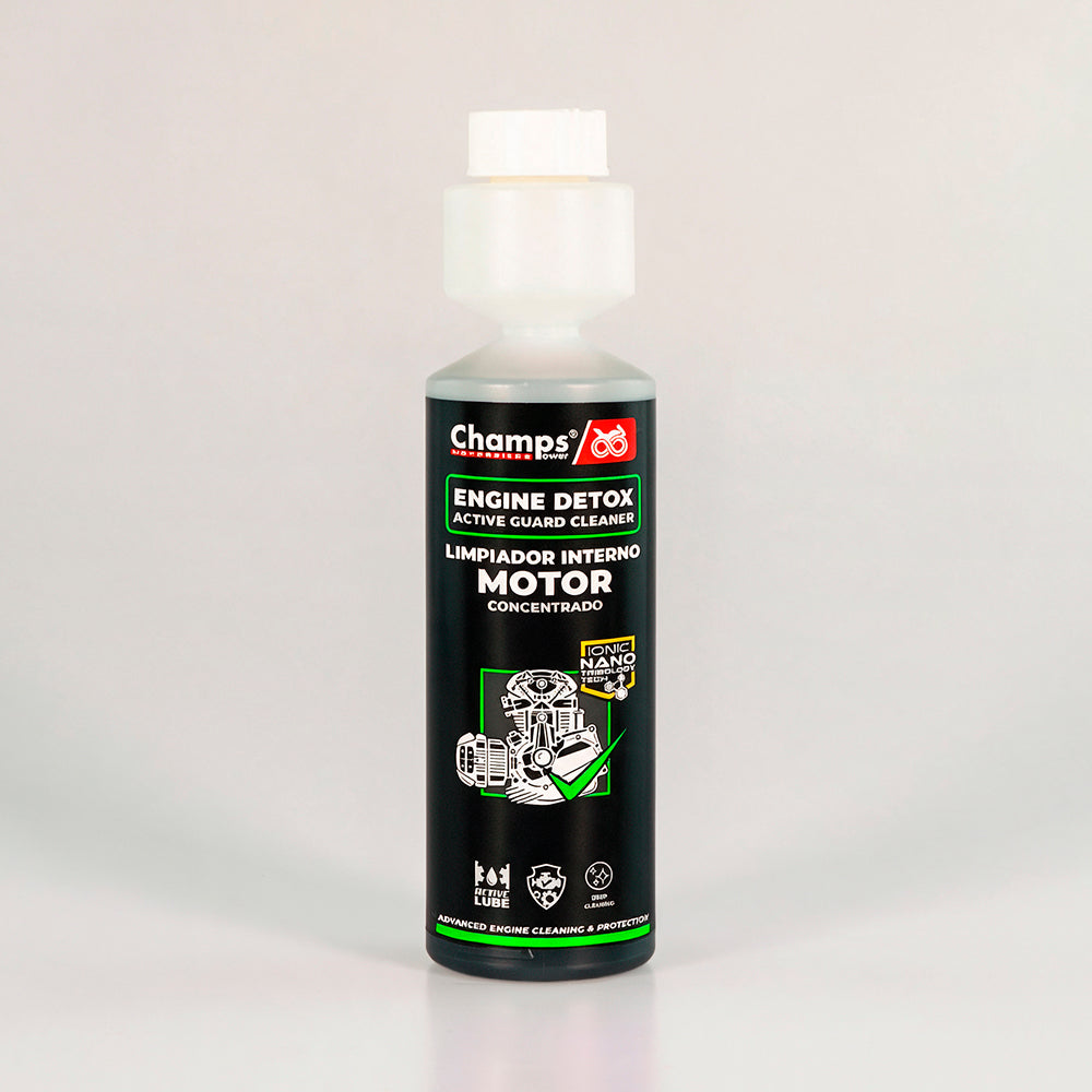 Envase de ENGINE DETOX · Limpiador interno del motor