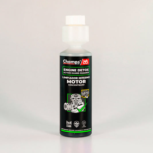 Envase de ENGINE DETOX · Limpiador interno del motor